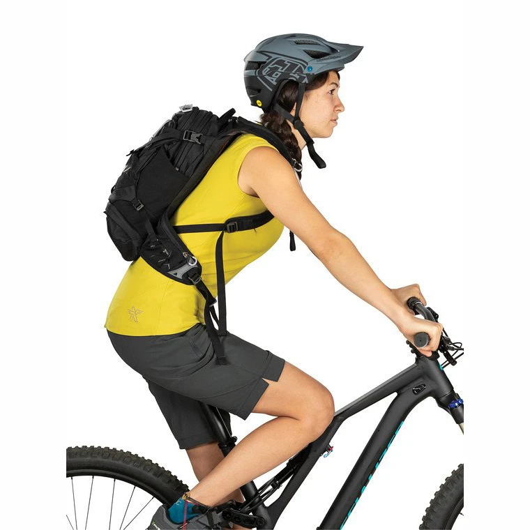 OSPREY Women's Raven 14 Hydration Backpack 11 OSPREY Women's Raven 14 Hydration Backpack - Image 9